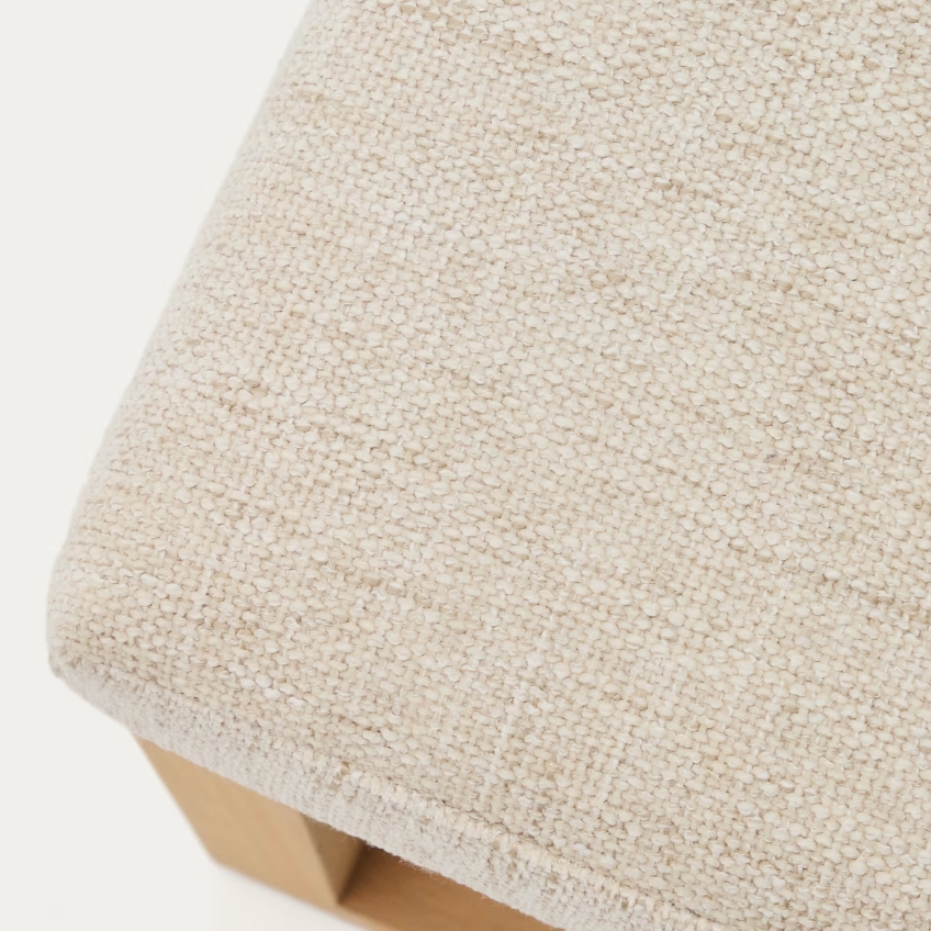 Kave Home Dřevěná lavice Loya 128 cm s béžovým sedákem