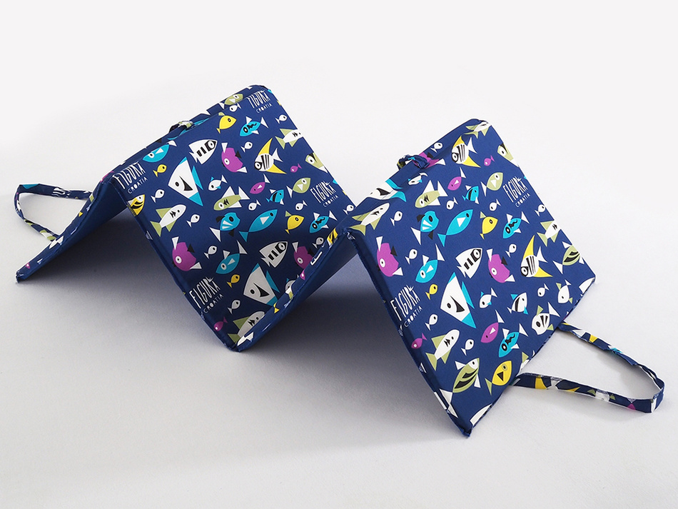 B.E.S. Petrovice Plážové lehátko