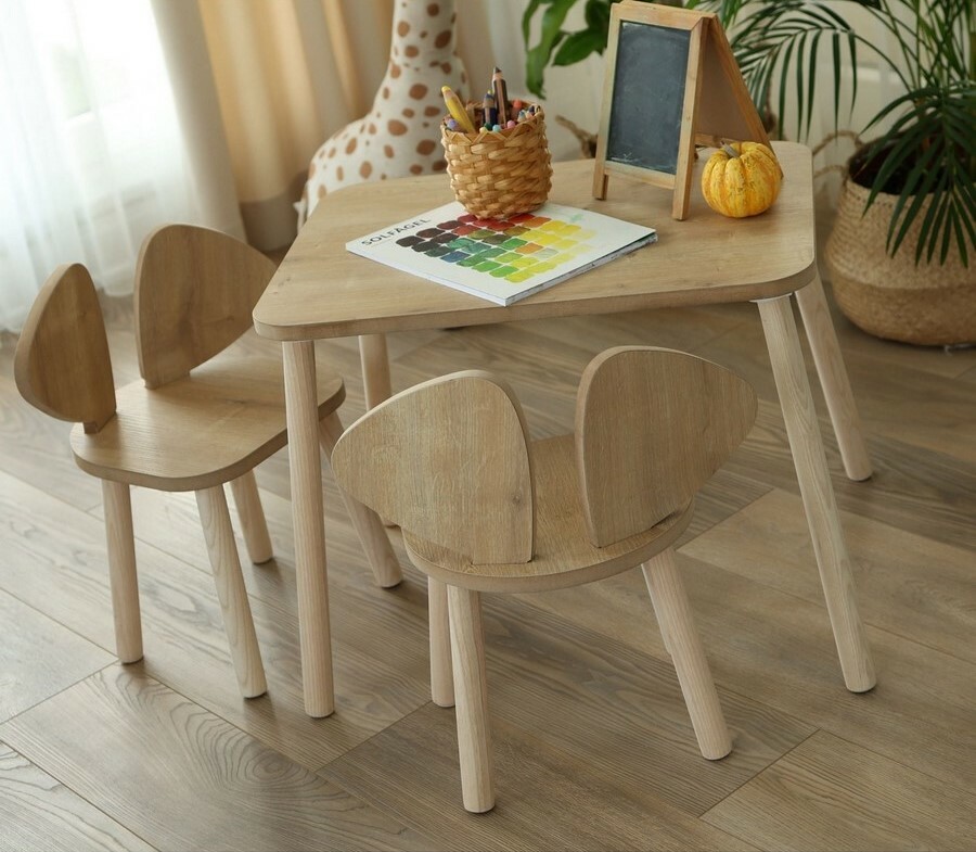 Dětská sada stolečku a židliček 2 ks Mickey Two Chair Set - Brown Hanah Home